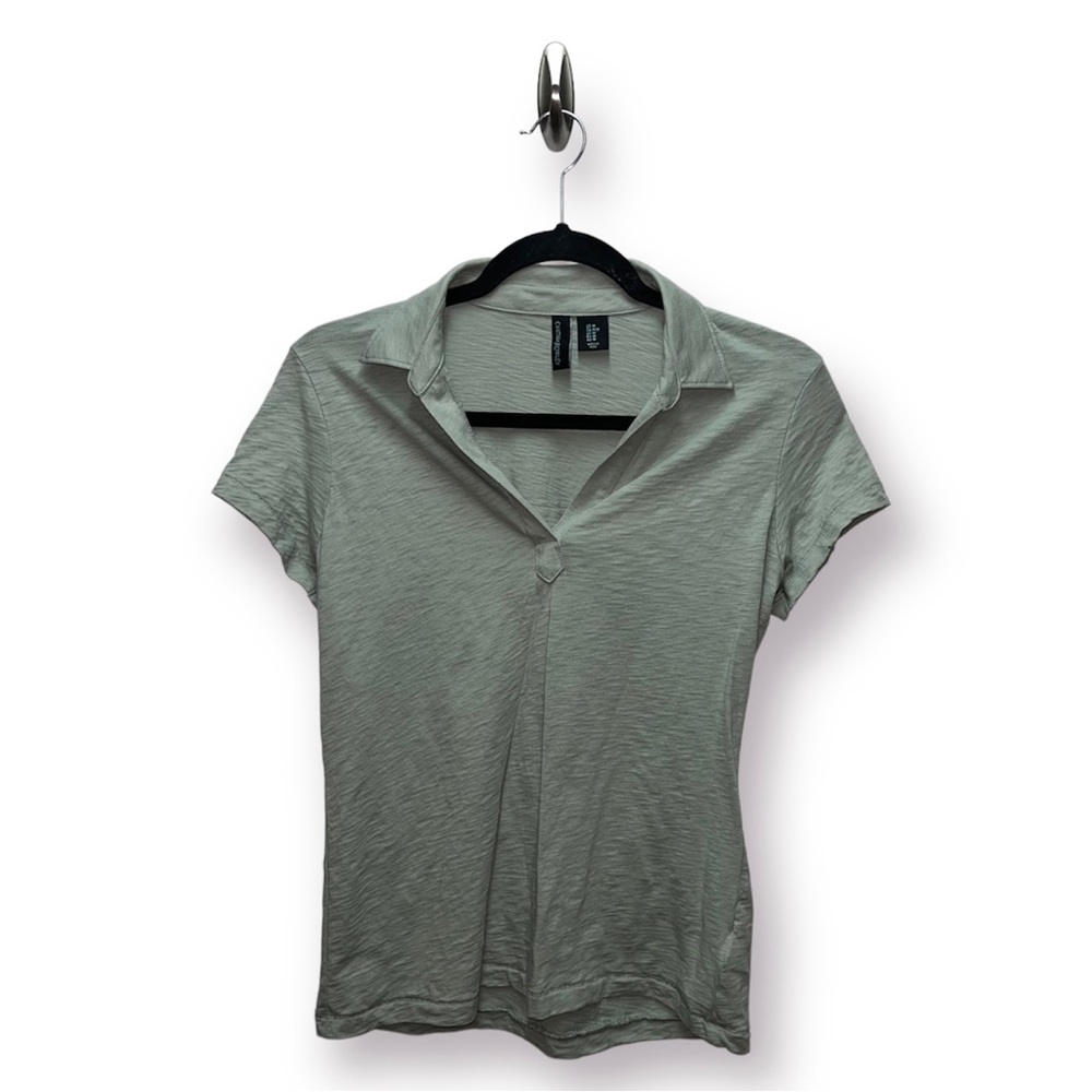 Cynthia Rowley sage v neck dress shirt. Size M.